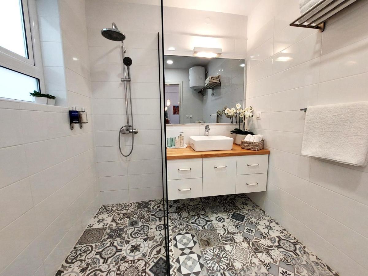 Aay- Best Corfu Town & Sea Apart 2Bedroom Renovated + Lift / Comfy&Design+Wifi Zewnętrze zdjęcie